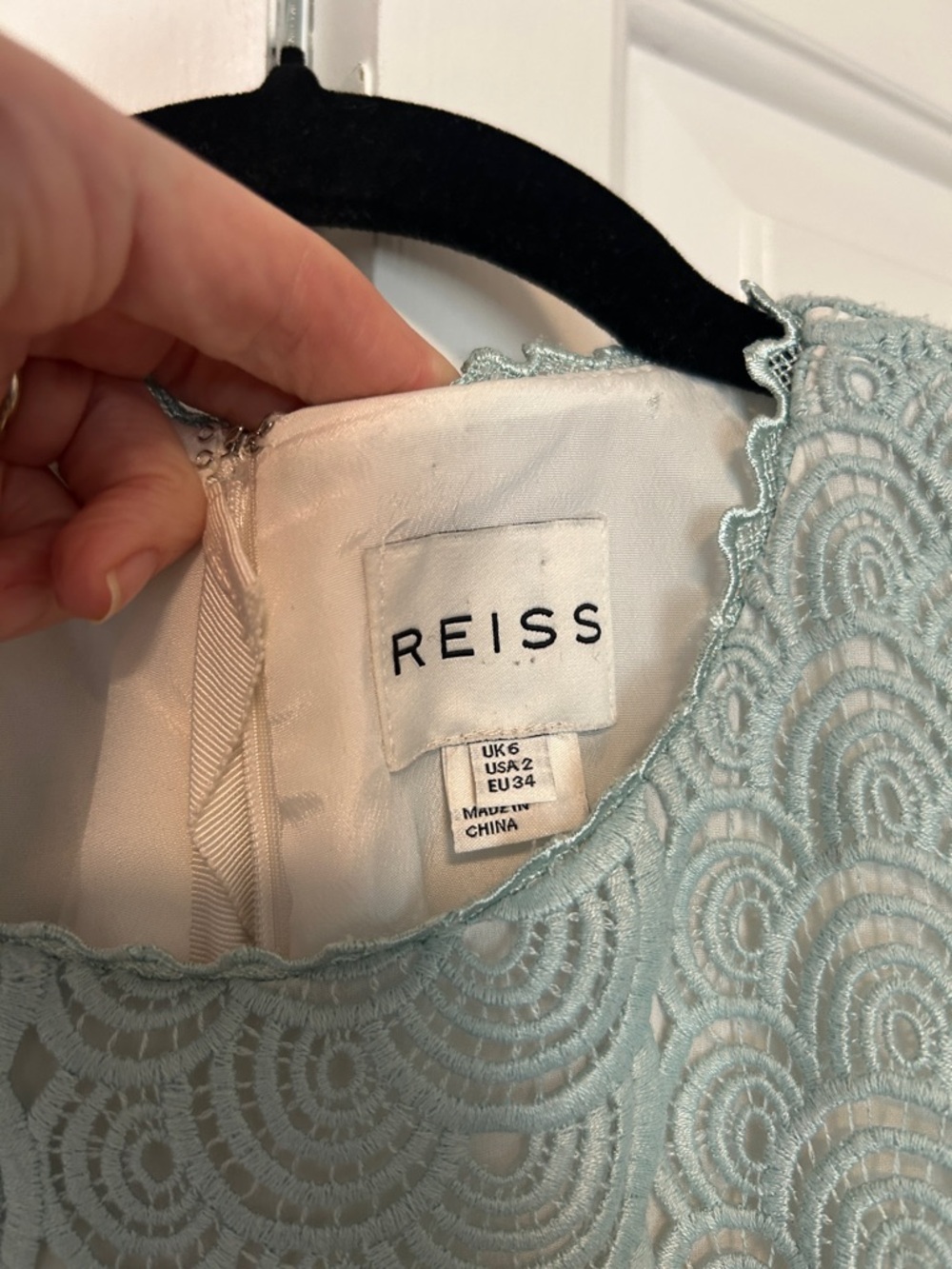 Reiss Pale Green Scalloped Lace Dress Set - Picture 2 of 8